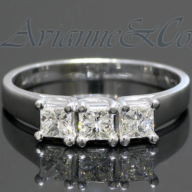 14K White Solid Gold Womens Three Stone Diamond Anniversary Ring 0.59 Ctw